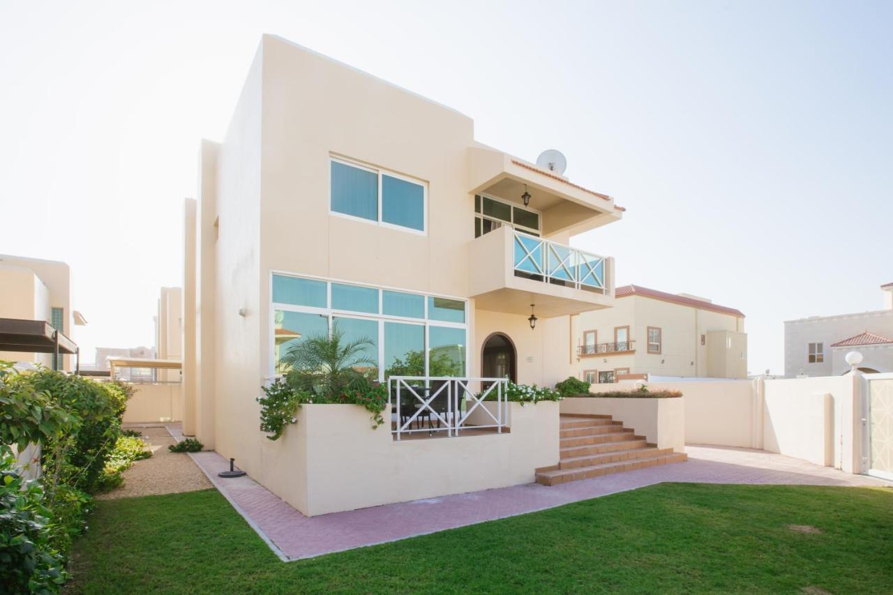 Roda Boutique Villas Dubái Exterior foto
